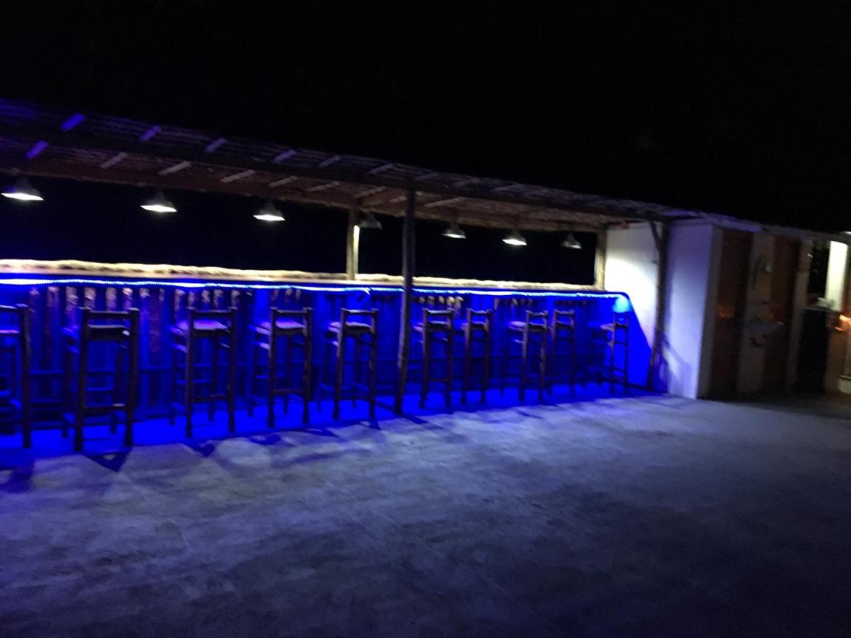Hostel Lions Mambajao Exterior photo